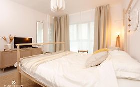 Plaza Residence Studio 6